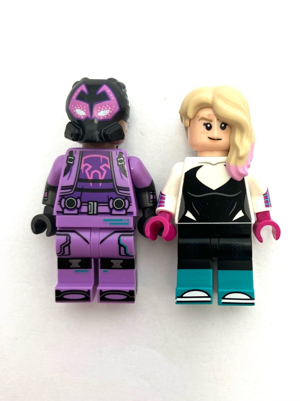 Lego Spiderman Across The Spider-Verse Gwen & Miles Morales Mini Figures Read